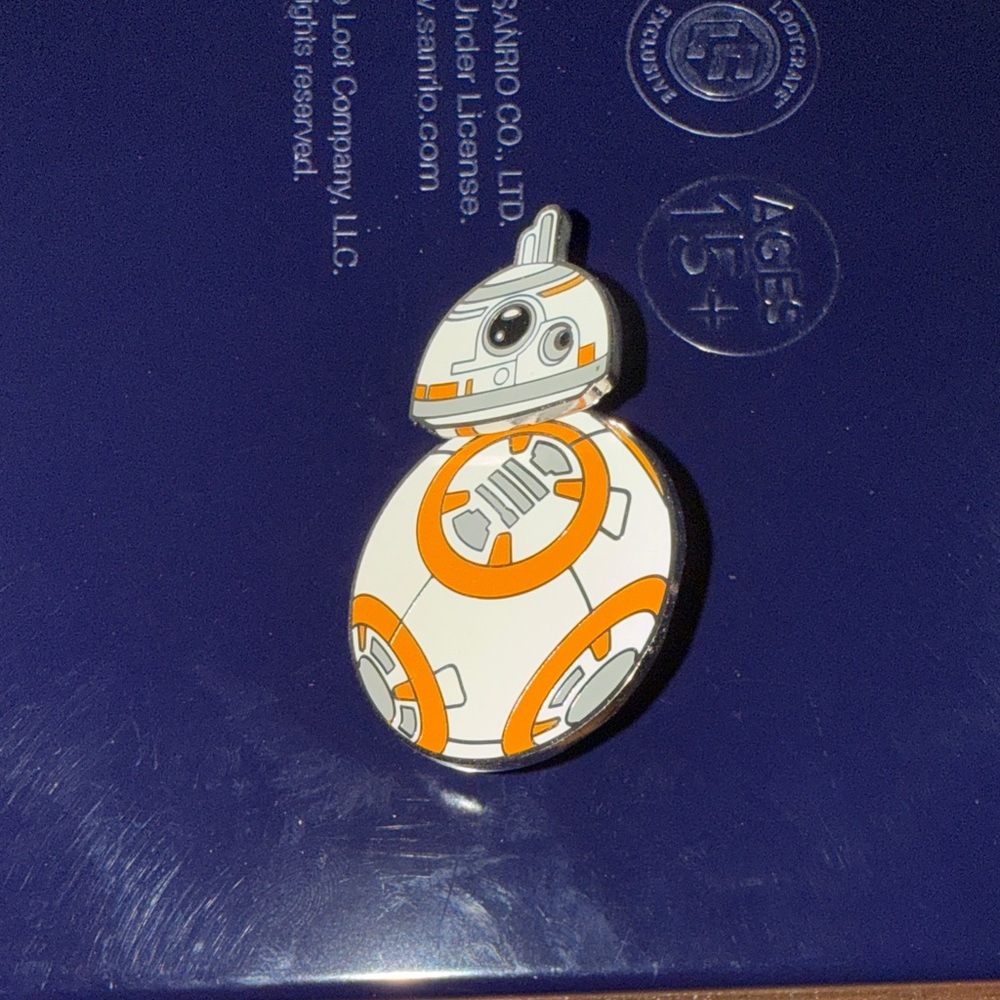 BB-8 Enamel Movable Pin